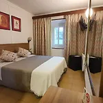 La Residencia 2*