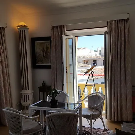 La Residencia 2* كاذاكيس