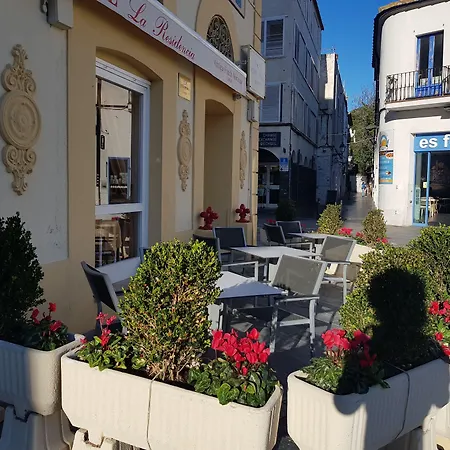 La Residencia كاذاكيس