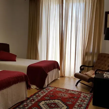 La Residencia 2*