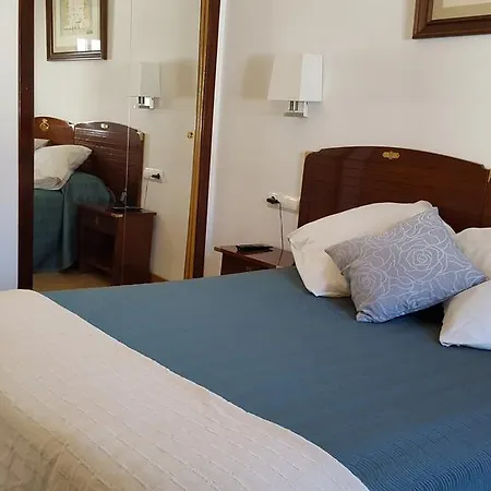 La Residencia 2*