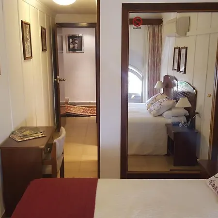 La Residencia מלון קדאקז