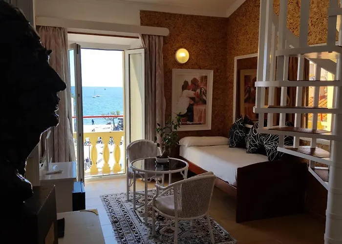 La Residencia Szálloda Cadaqués