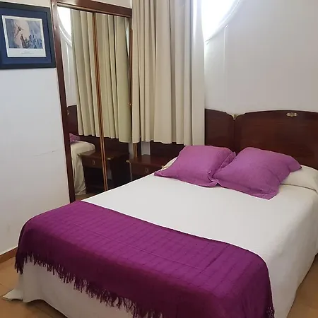 La Residencia 2* קדאקז
