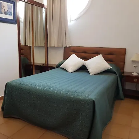 מלון La Residencia 2*
