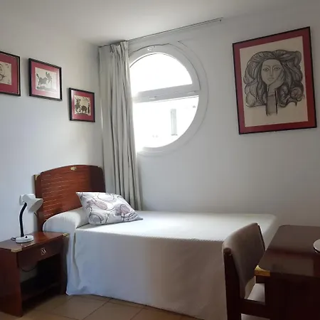 מלון La Residencia קדאקז
