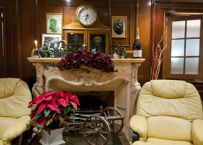 ラ レジデンシア カダケス